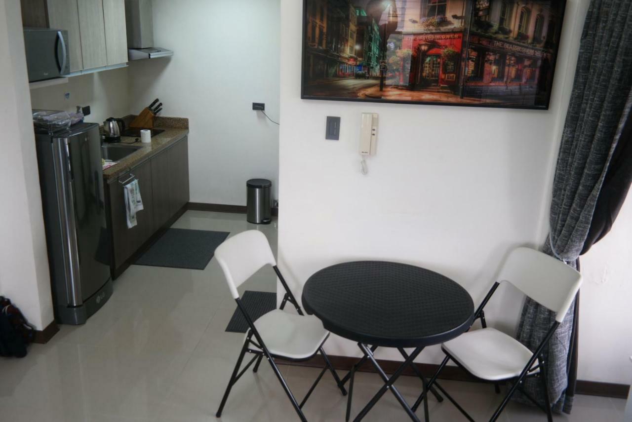 Splendido Tower 2 Ann'S Unit Daire Tagaytay City Dış mekan fotoğraf